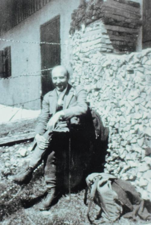 Ο Κωνσταντίνος Καραθεοδωρή σε εκδρομή στη Βαυαρία.