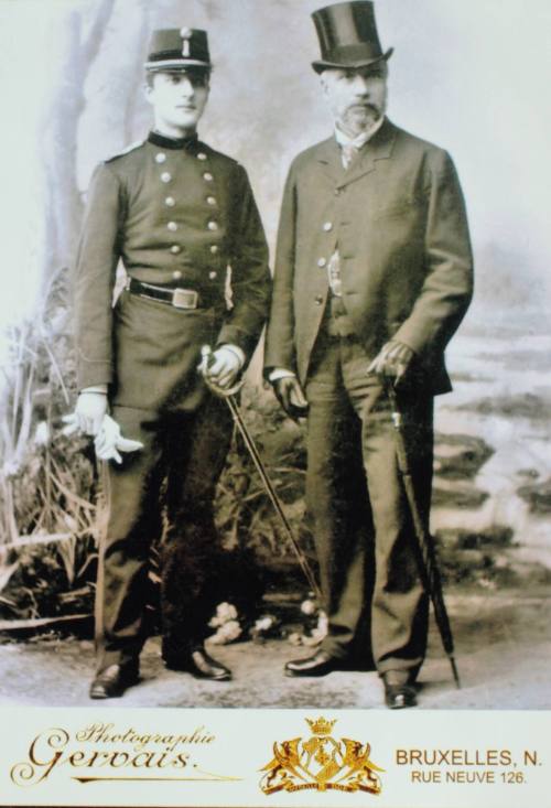 Ο Κωσταντίνος Καραθεοδωρή με τον πατέρα του Στέφανο.