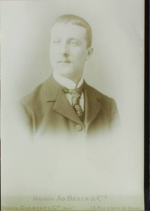 Ο Κωνσταντίνος Καραθεοδωρή σε νεαρή ηλικία.